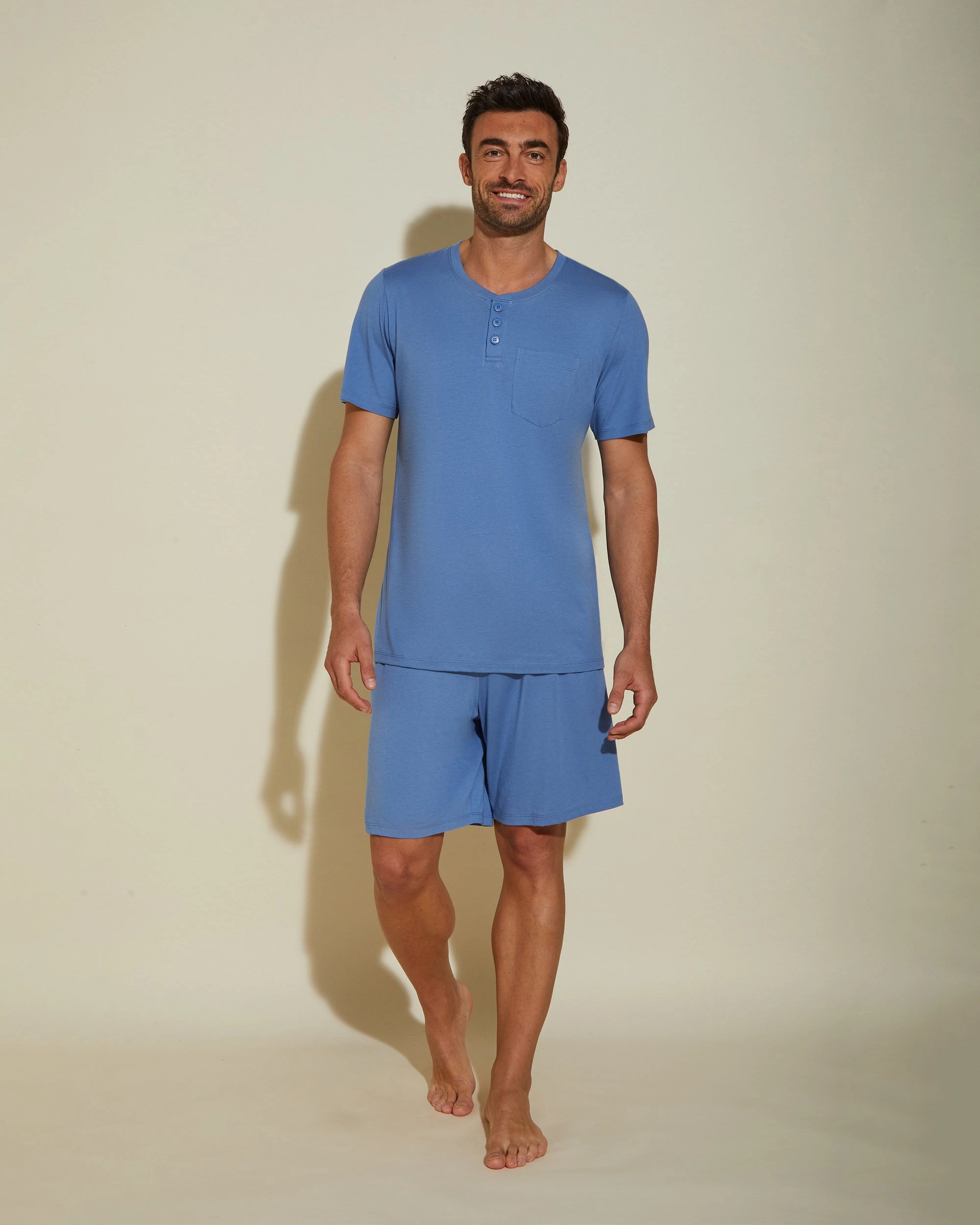 Conjunto De Camiseta De Cuello Redondo Y Pantalones Cortos