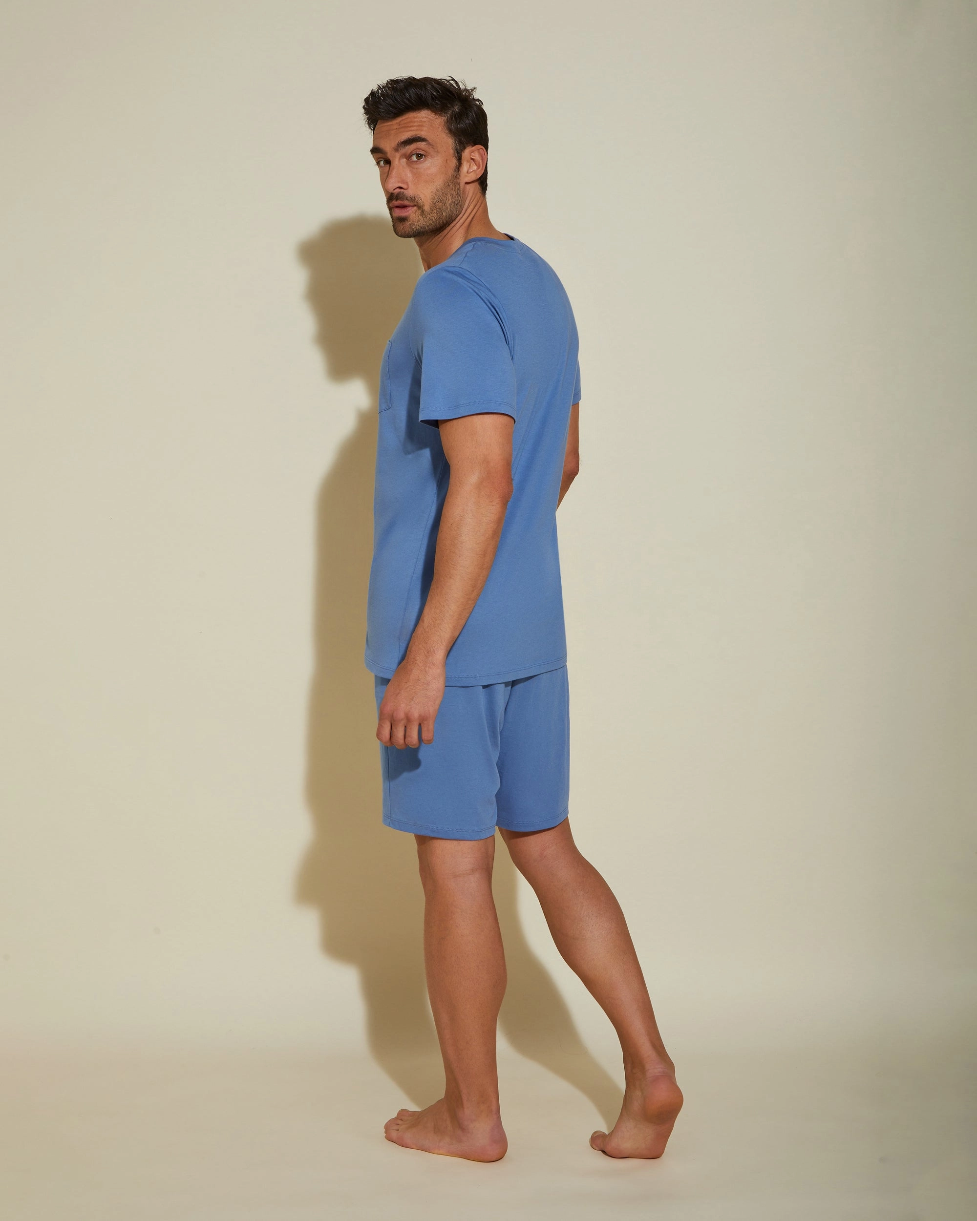 Conjunto De Camiseta De Cuello Redondo Y Pantalones Cortos