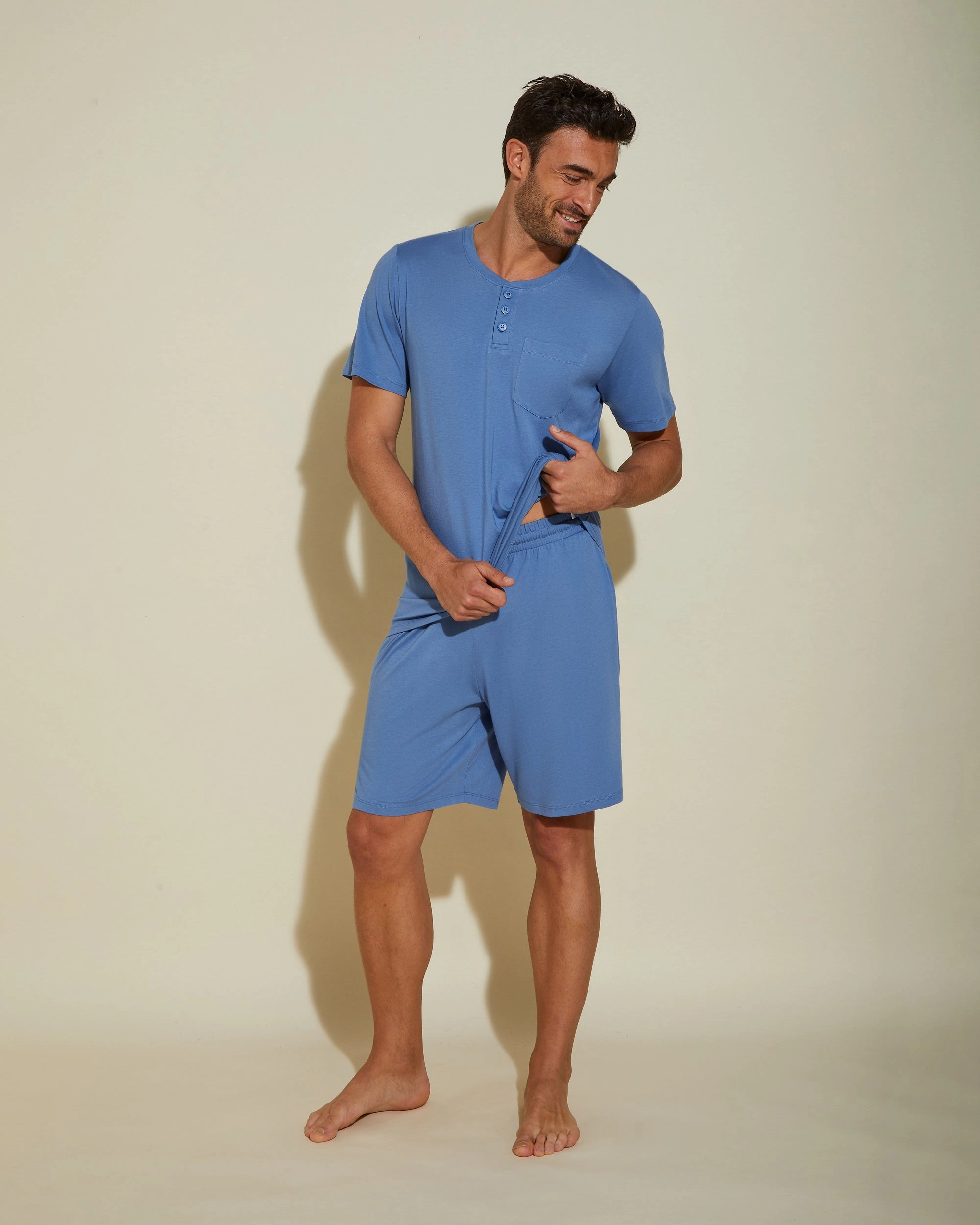 Conjunto De Camiseta De Cuello Redondo Y Pantalones Cortos