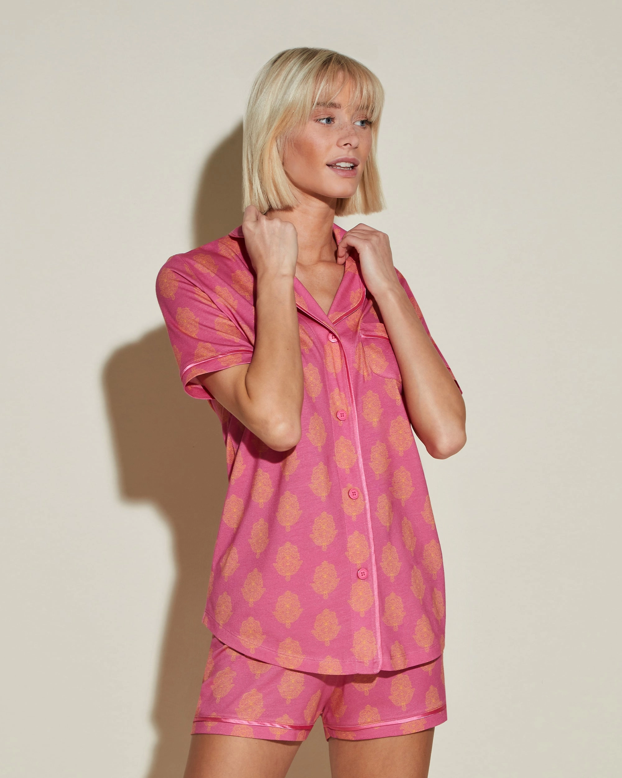 Ensemble Pyjama Haut À Manches Courtes Et Boxer