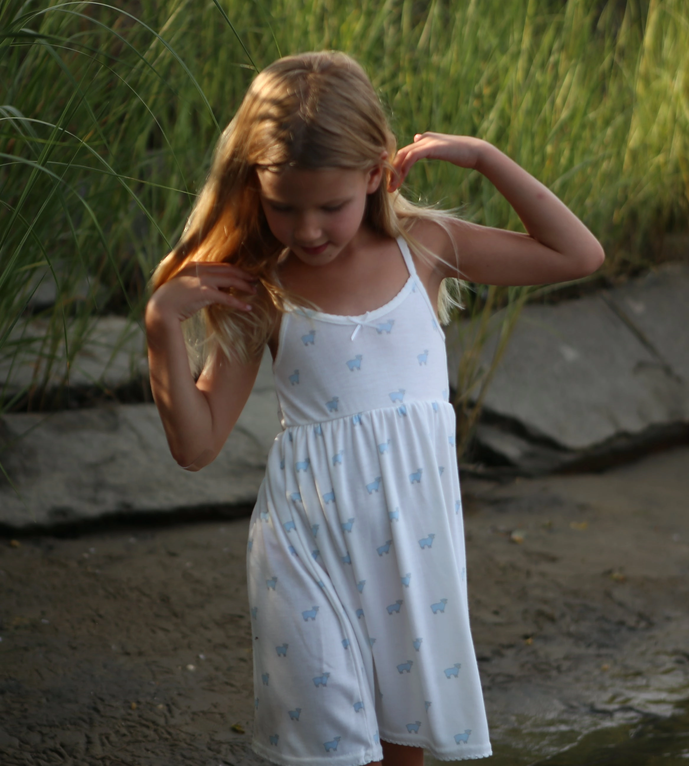 KIDS PRINTS LOOKBOOK