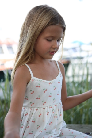 KIDS PRINTS LOOKBOOK