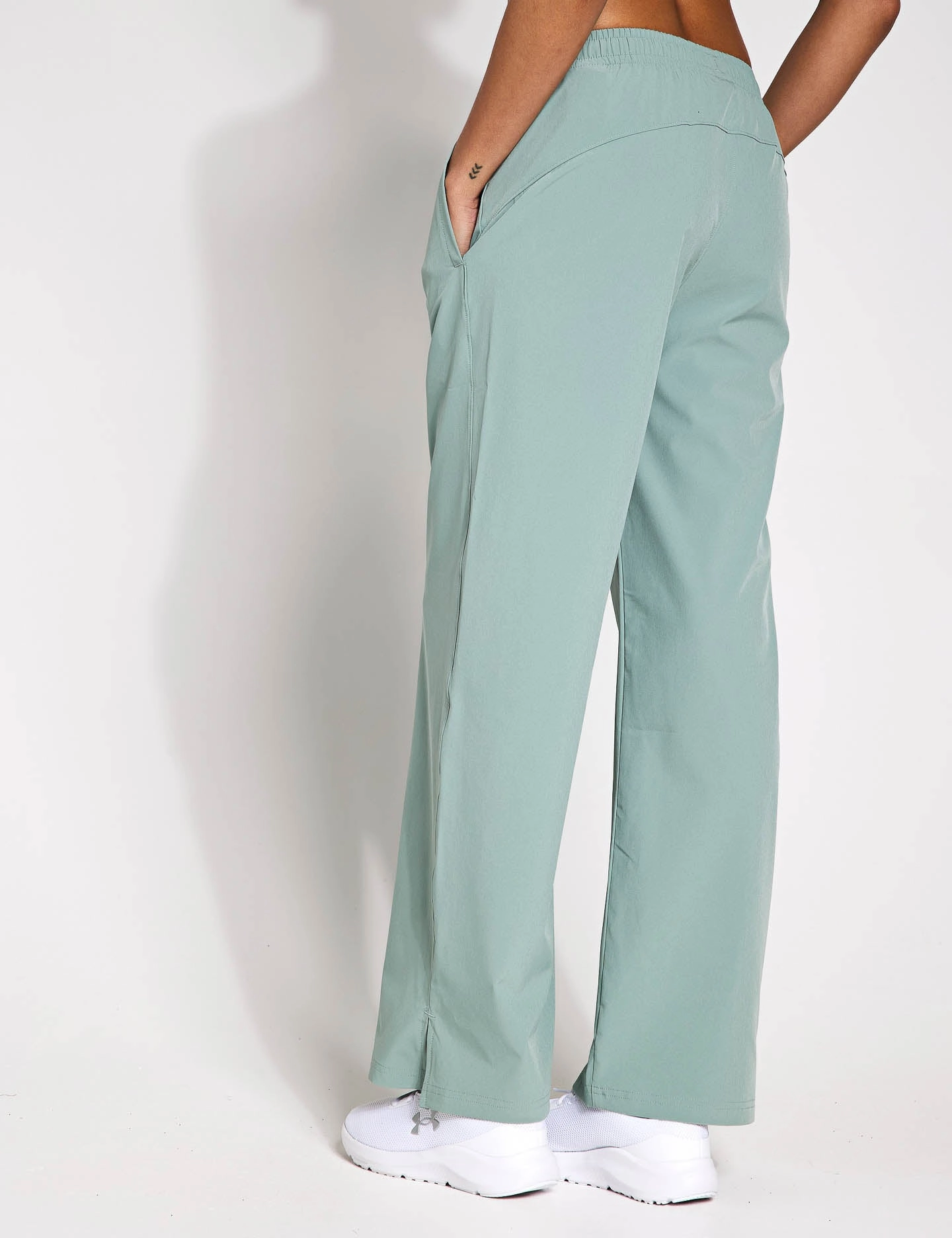 Rival Wide Leg Pants - Silica Green/White